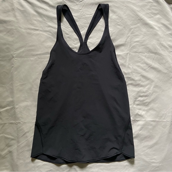 Lululemon / Tank Top - Picture 2 of 5